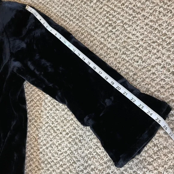 Vintage 80s/90s Donnybrook Oversized Plush Faux Fur Coat - Black - Picture 11 of 13